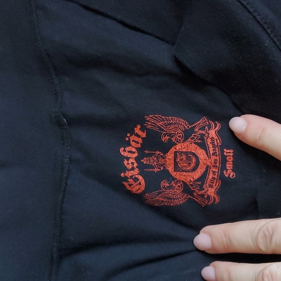 Shirt - Picture 4 of 4